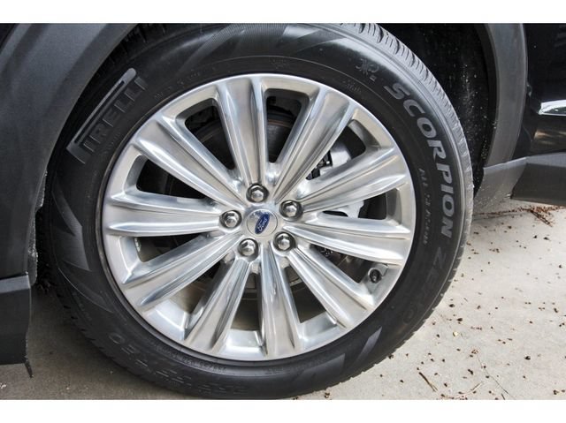 Used 2023 Ford Explorer Limited w/ Limited Technology Package RWD image 31