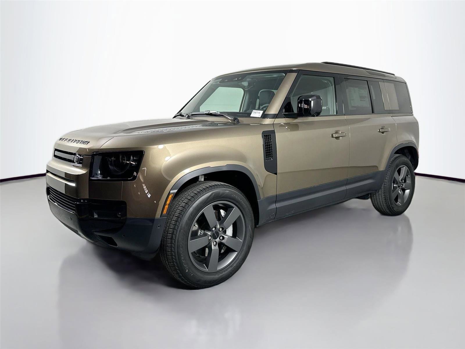 Used 2026 Land Rover Defender 110 S AWD/4WD image 1