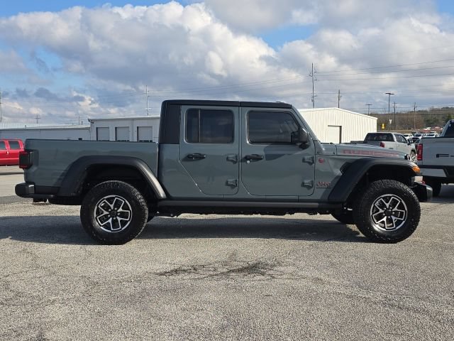 Used 2025 Jeep Gladiator Rubicon AWD/4WD image 6