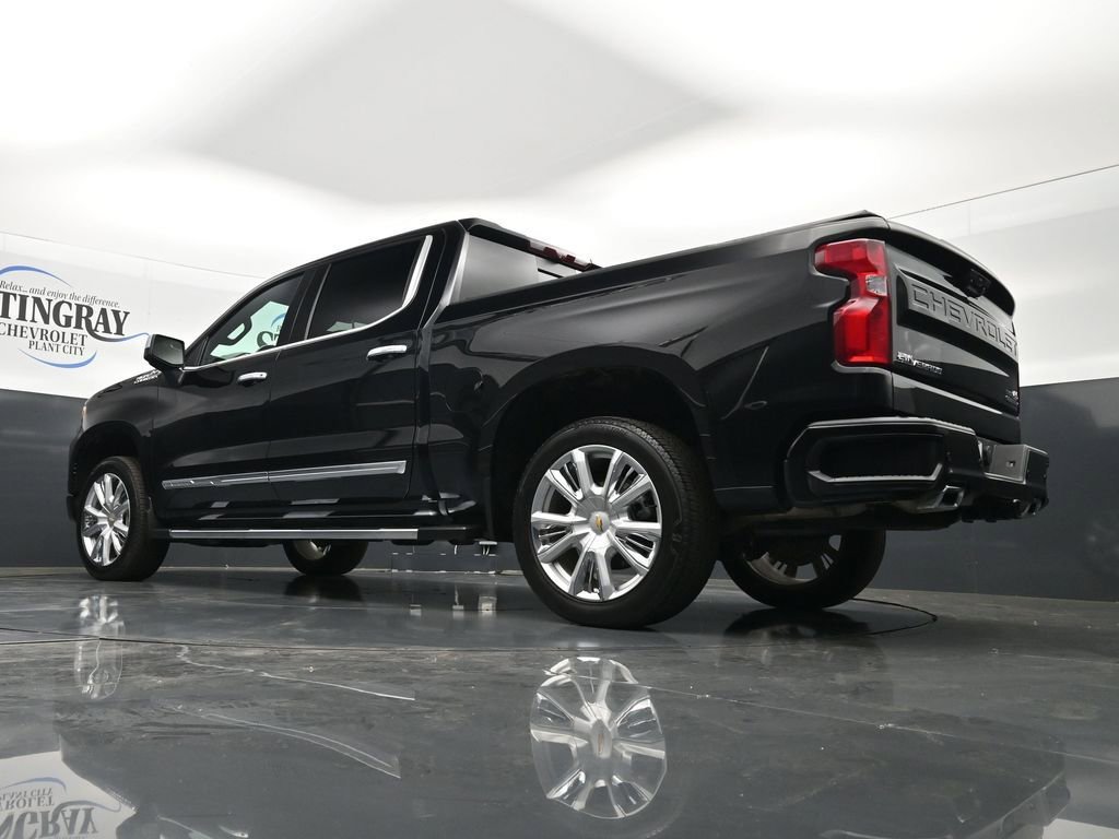 Used 2025 Chevrolet Silverado 1500 High Country w/ High Country Premium Package image 21