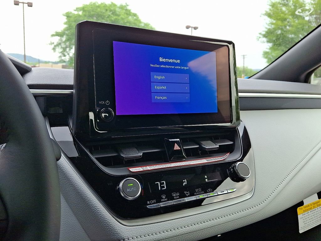 Used 2025 Toyota Corolla SE image 10