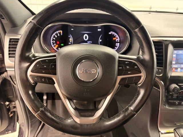 Used 2020 Jeep Grand Cherokee Limited AWD/4WD image 16