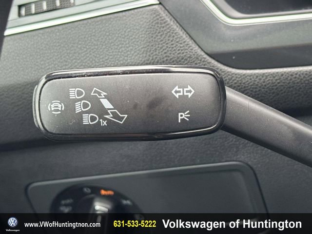 Certified 2023 Volkswagen Tiguan SEL R-Line image 21