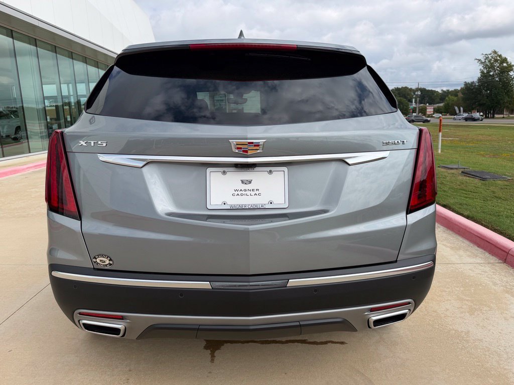 New 2026 Cadillac XT5 Premium Luxury w/ Driver Assist Package FWD image 5