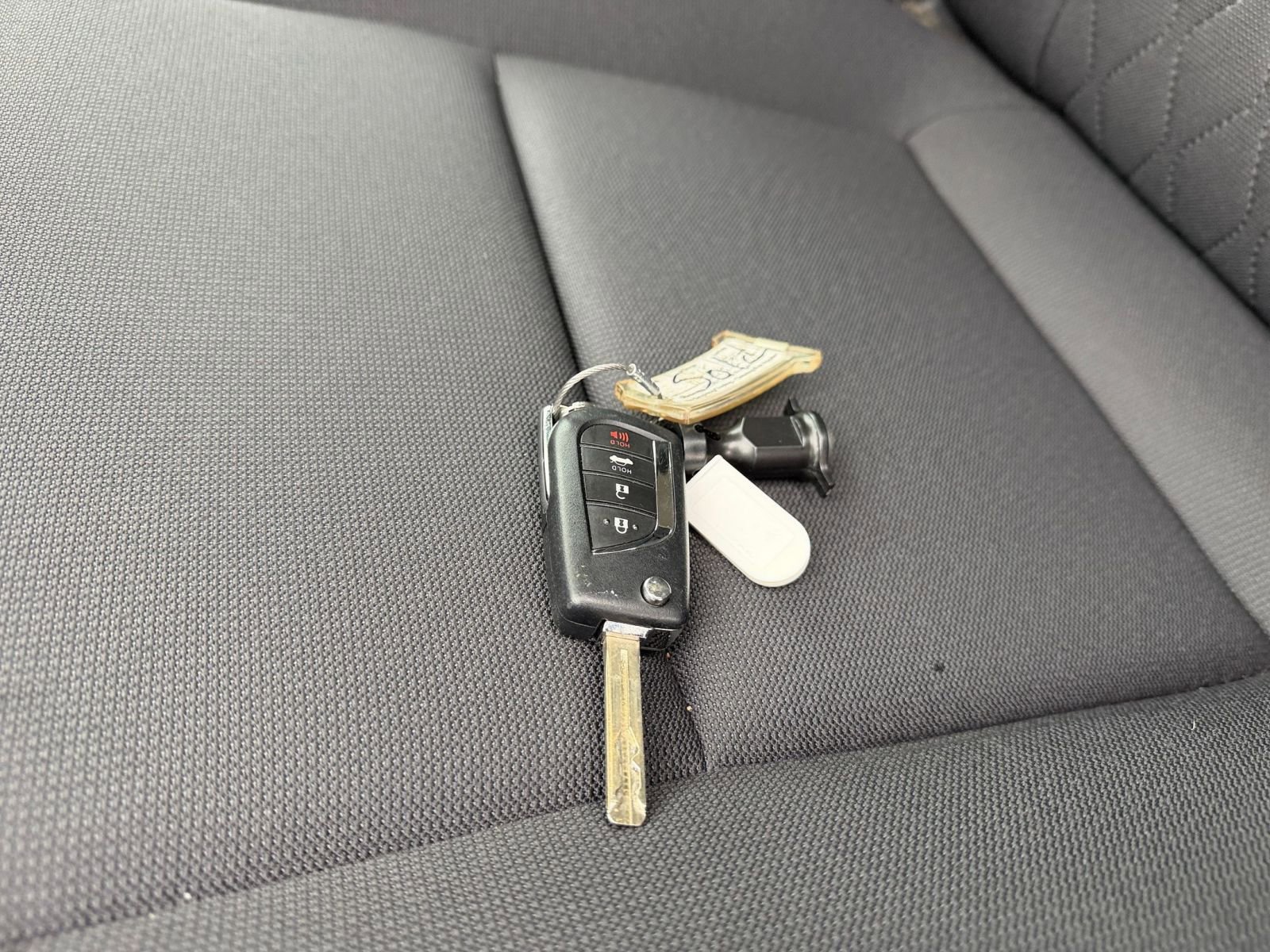 Used 2025 Toyota Corolla LE image 21