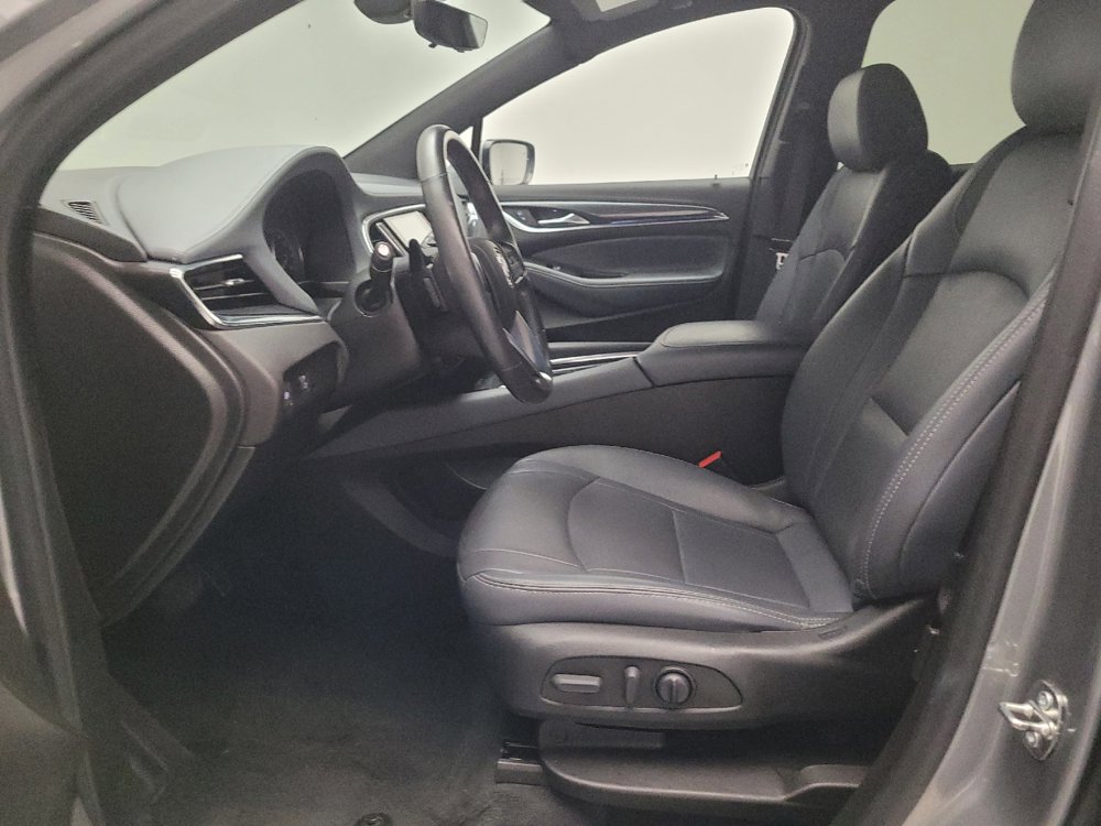 Used 2023 Buick Enclave Essence w/ Experience Buick Package FWD image 17