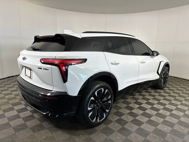 Used 2024 Chevrolet Blazer EV RS image 3