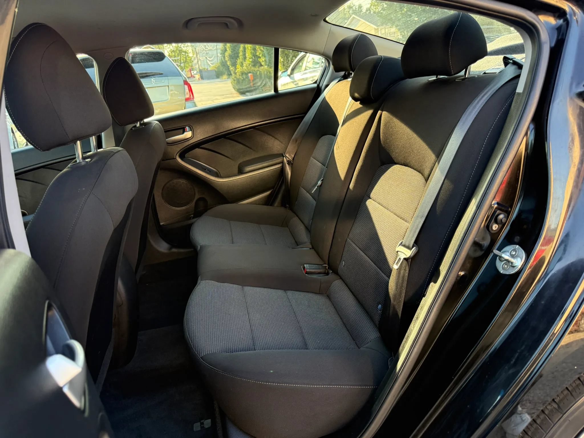 Used 2018 Kia Forte LX FWD image 14