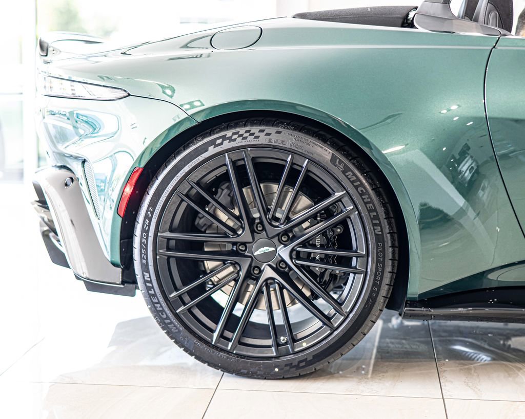 New 2026 Aston Martin V8 Vantage S RWD image 11