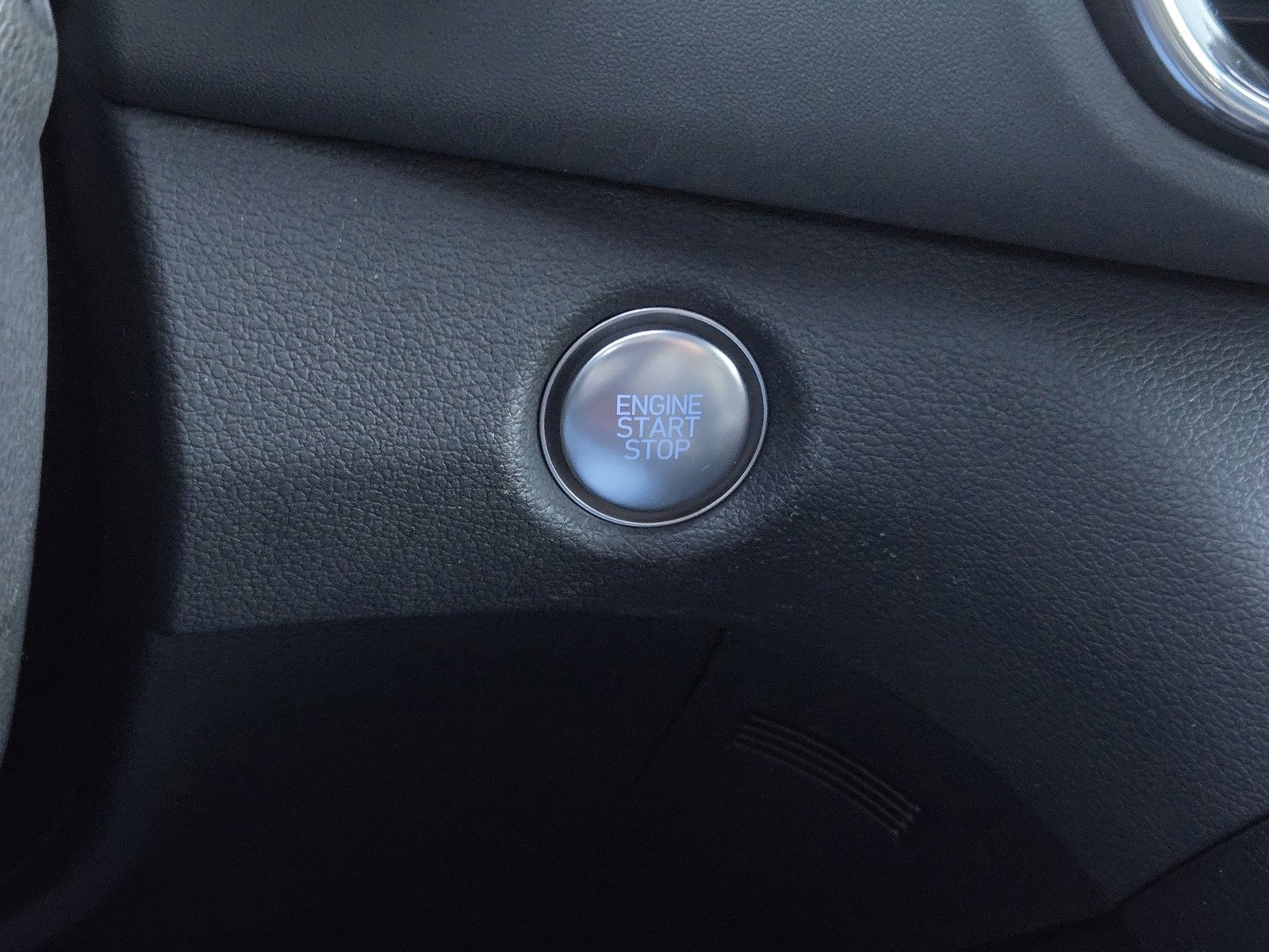 Used 2023 Hyundai Santa Fe SEL image 19