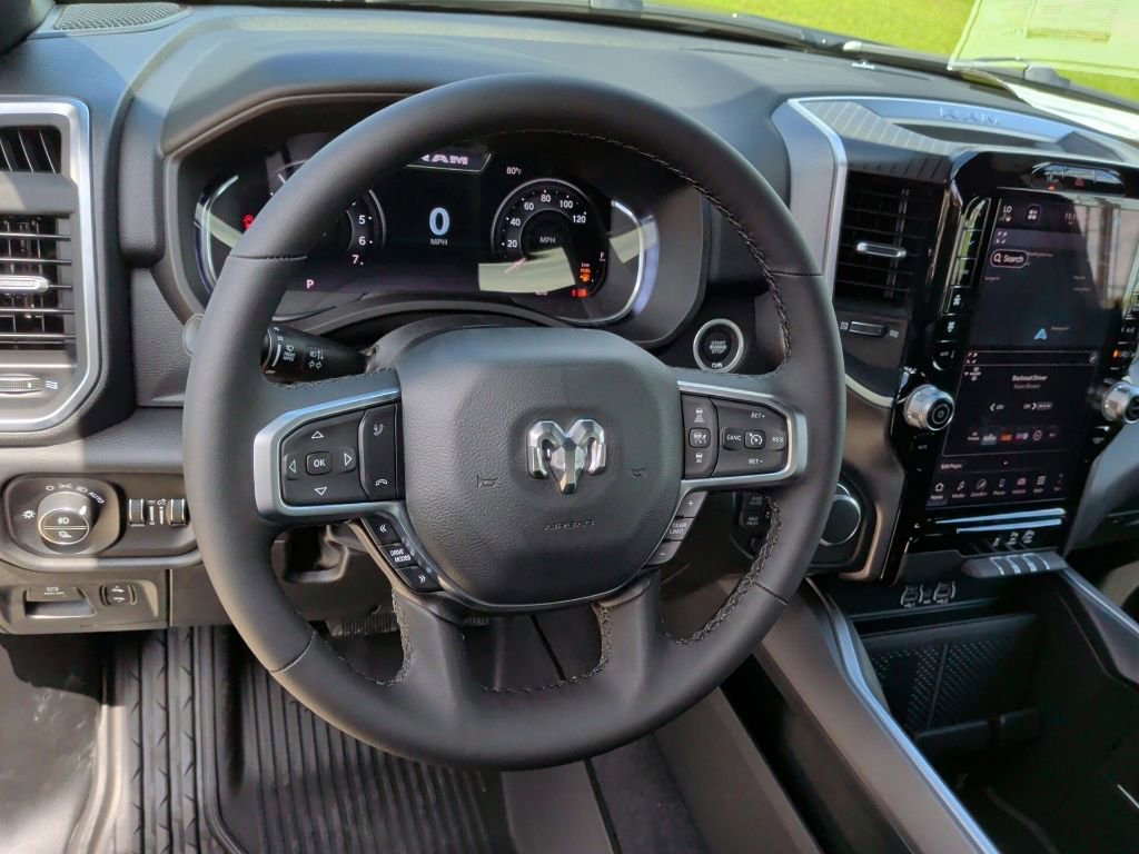 New 2026 RAM 1500 4x4 Crew Cab image 14