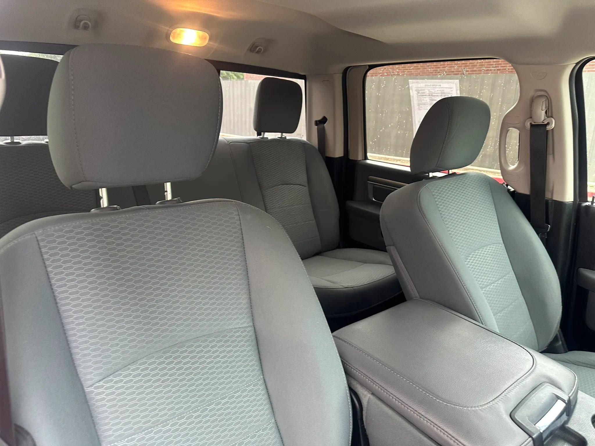 Used 2016 RAM 2500 SLT AWD/4WD image 26