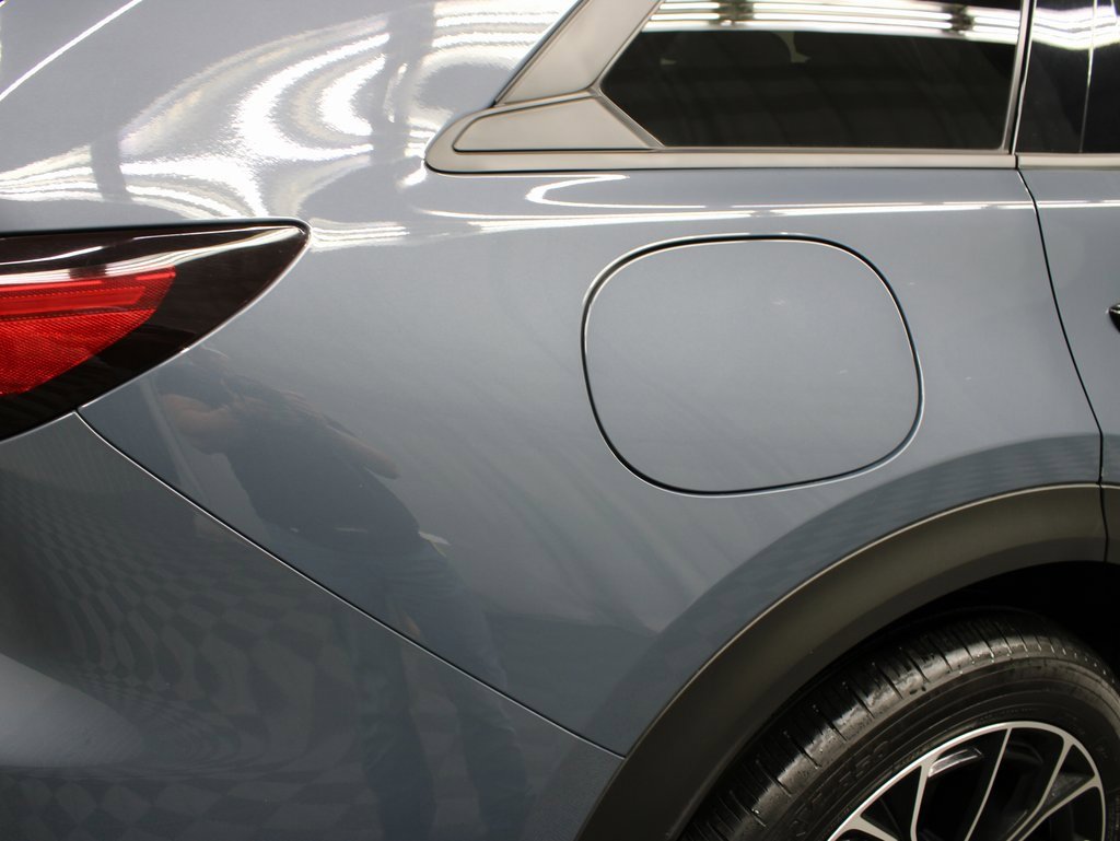 Used 2025 MAZDA CX-70 Plug-In Hybrid w/ Premium Pkg image 28