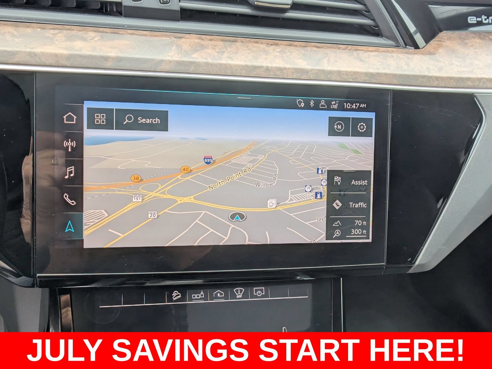 Used 2019 Audi e-tron Prestige w/ Prestige Package AWD/4WD image 31