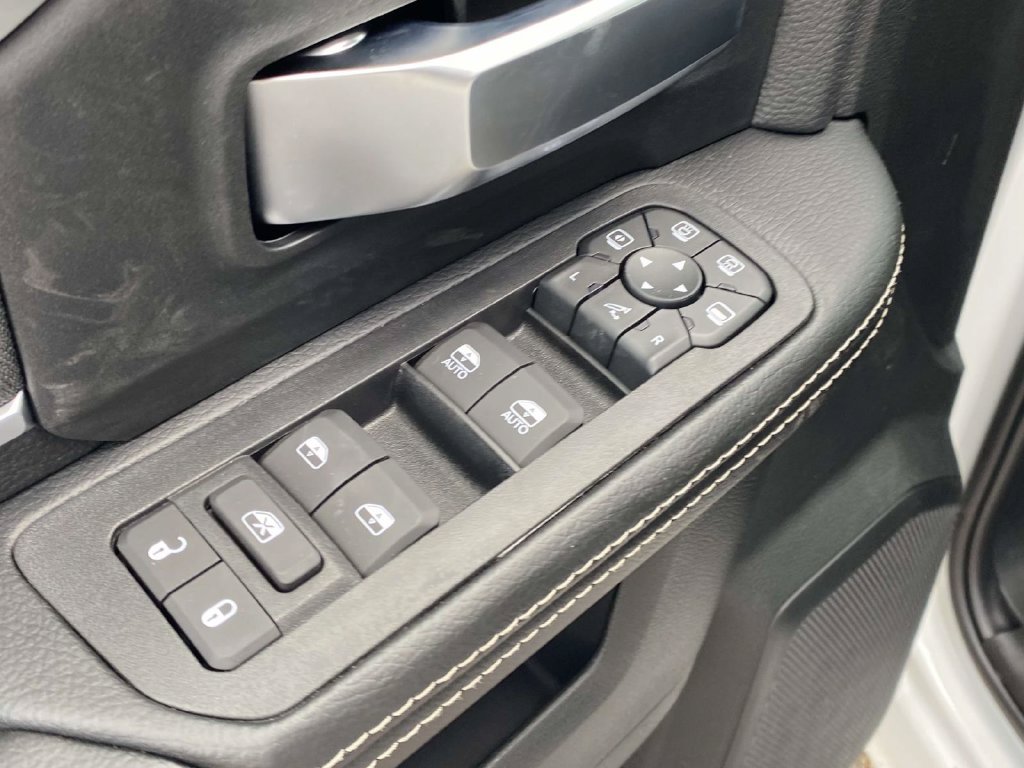 New 2026 RAM 3500 Big Horn AWD/4WD image 43