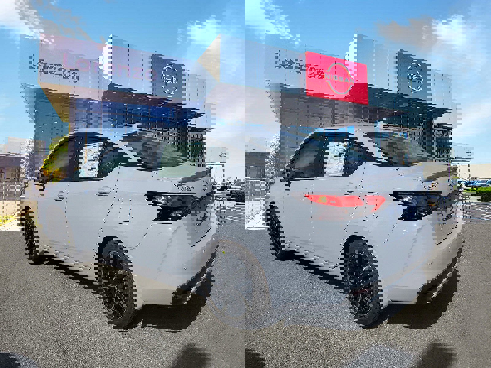 New 2025 Nissan Versa SR w/ Trunk Package image 6