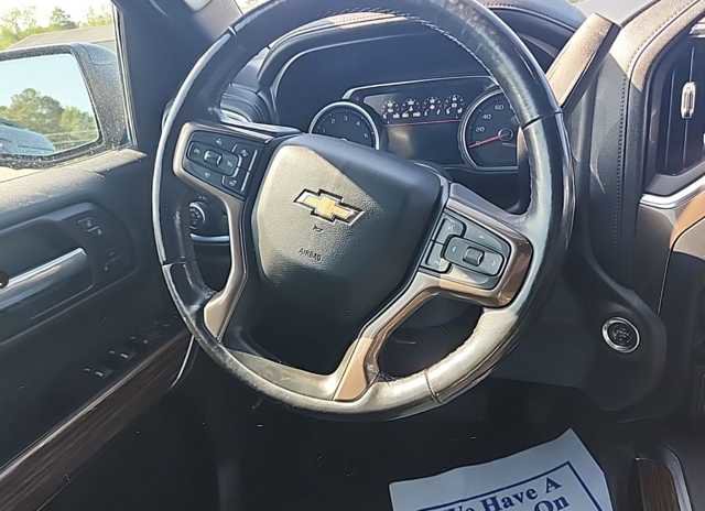 Used 2021 Chevrolet Silverado 1500 High Country w/ Technology Package AWD/4WD image 9