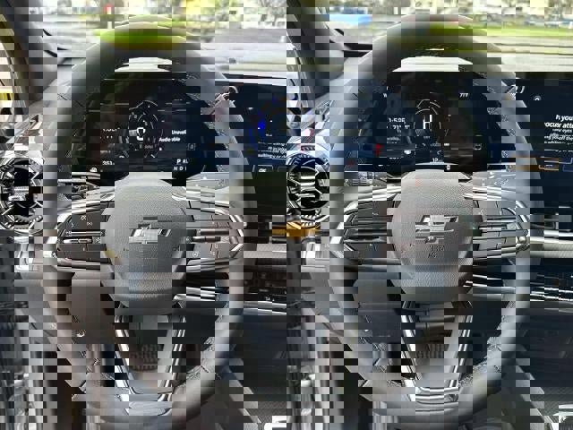 New 2025 Chevrolet Equinox LT image 19