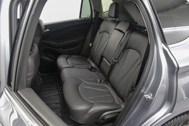 Certified 2019 Buick Envision Essence FWD image 17