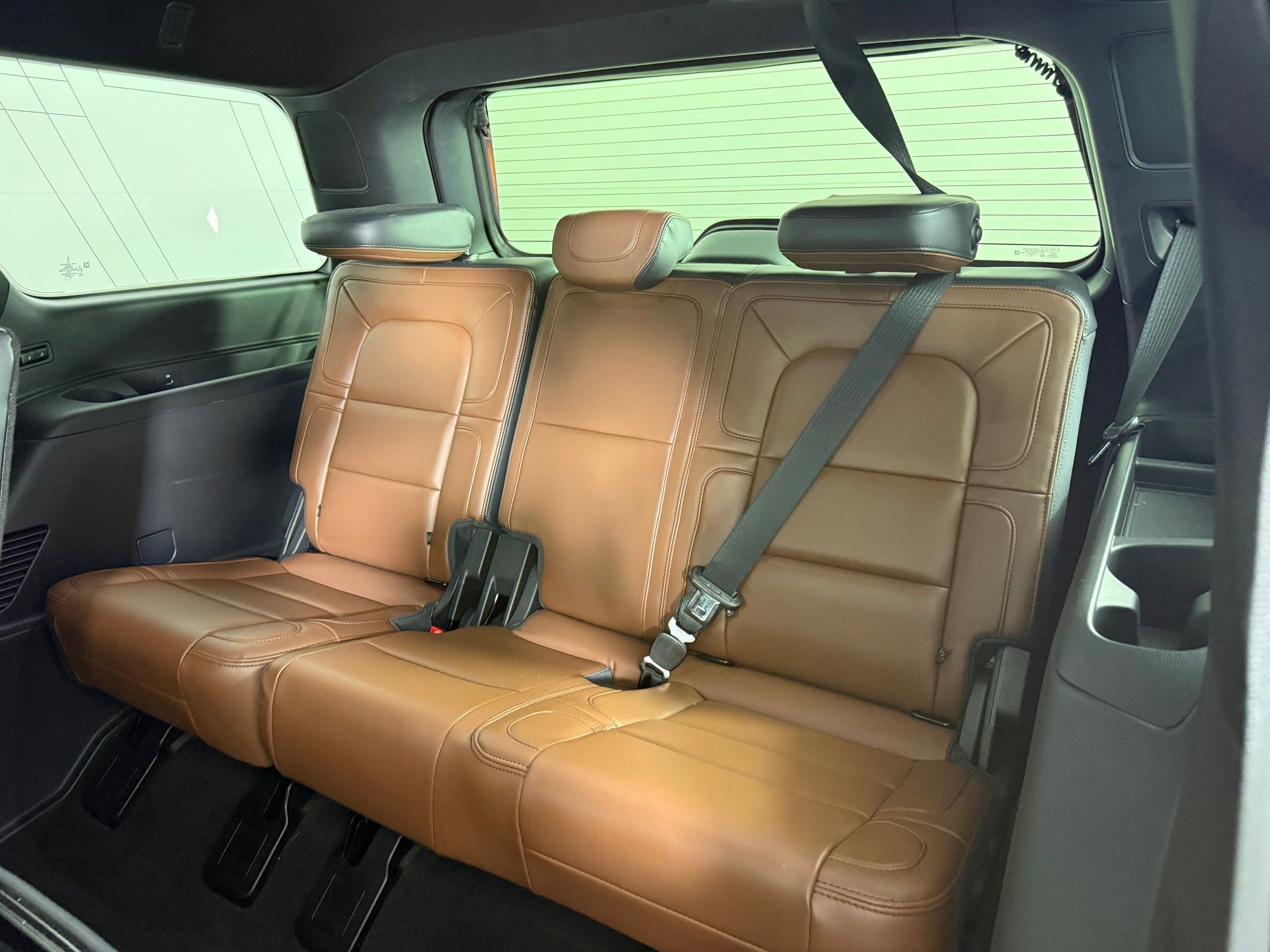 Used 2024 Lincoln Navigator Reserve image 18
