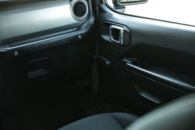 Used 2023 Jeep Wrangler Willys image 29