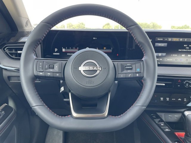 New 2025 Nissan Kicks SR w/ SR Premium Package image 8