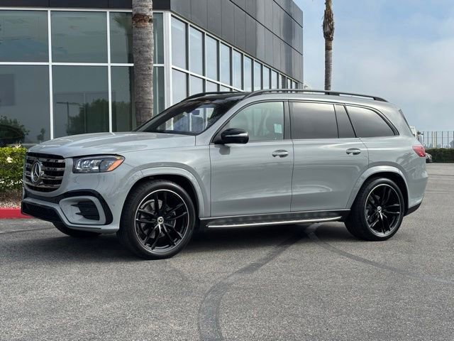 Used 2025 Mercedes-Benz GLS 580 4MATIC image 9