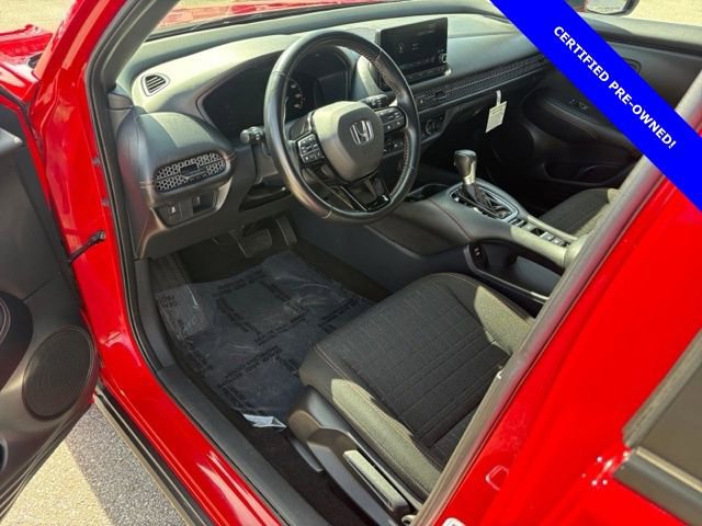 Certified 2025 Honda HR-V Sport image 28