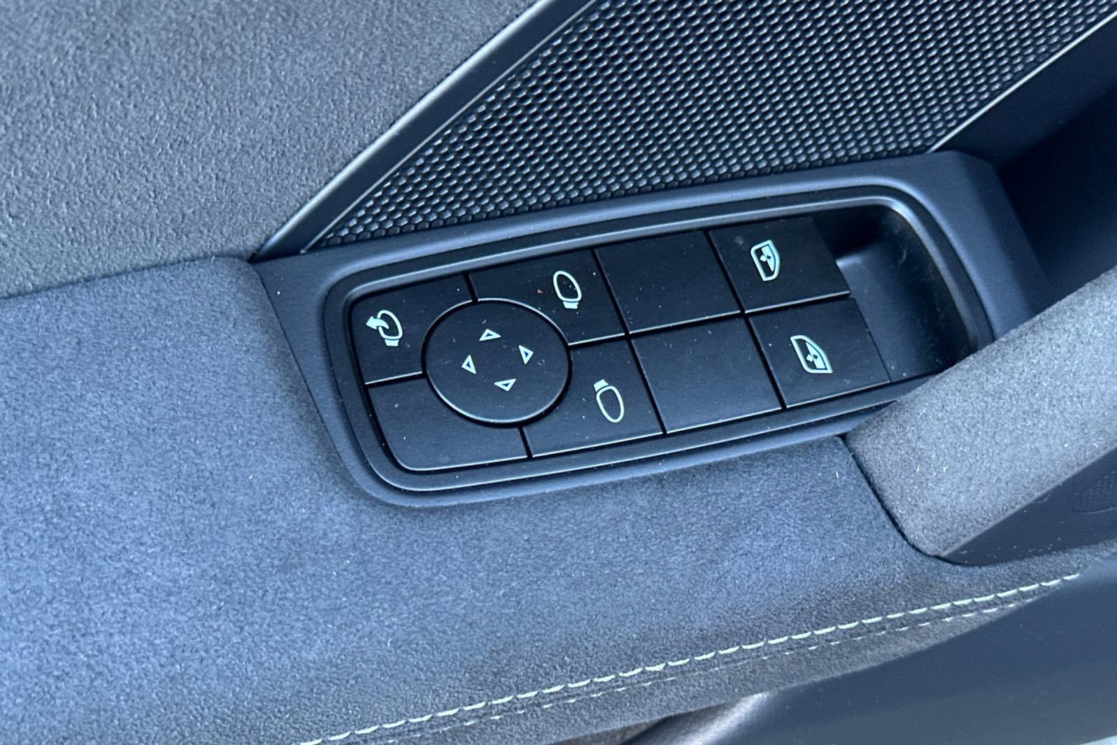 Used 2024 Porsche 911 Targa 4 GTS image 14