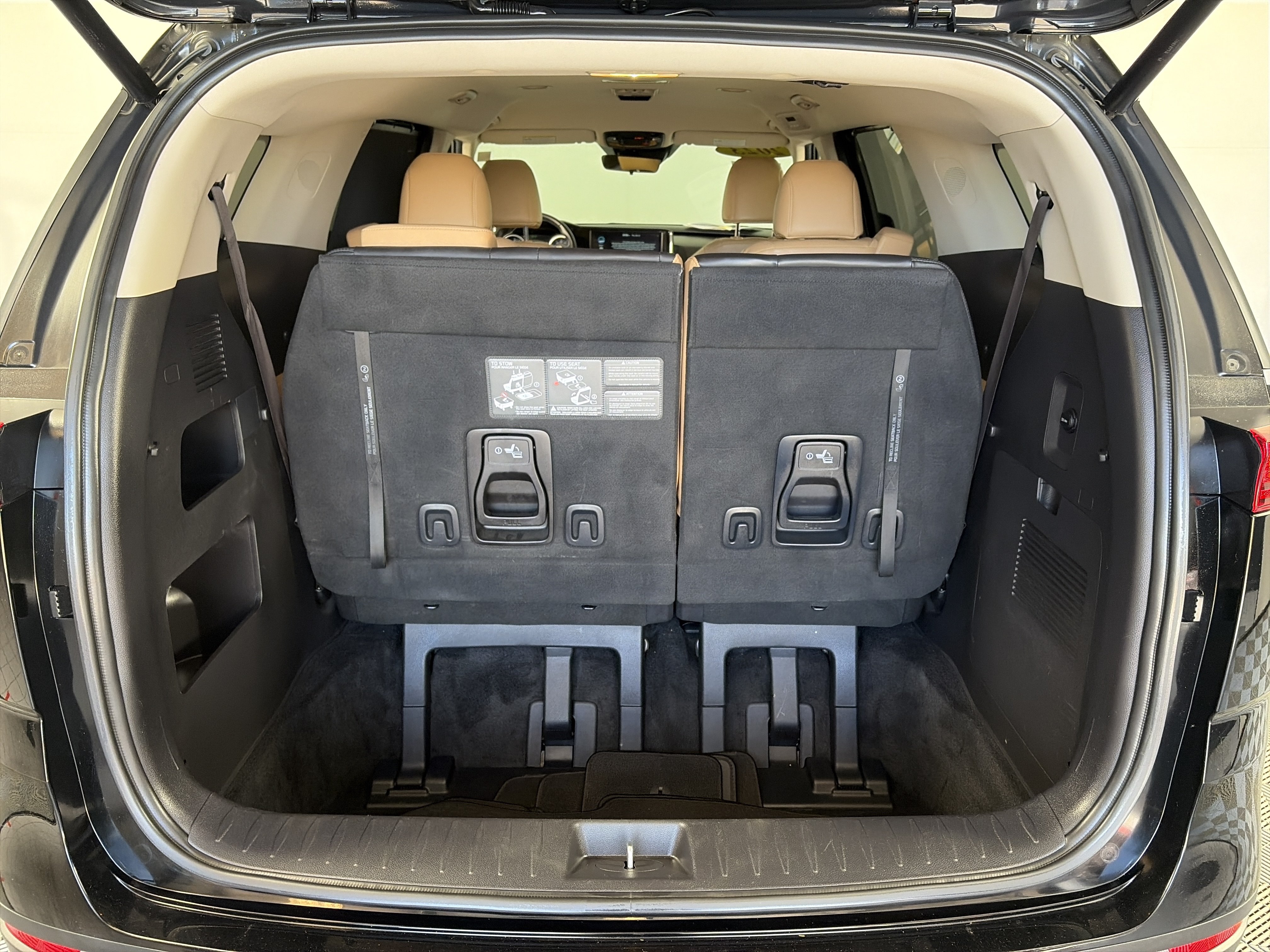 Certified 2023 Kia Carnival EX FWD image 15