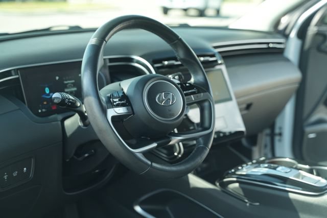 Used 2022 Hyundai Tucson Limited AWD/4WD image 28