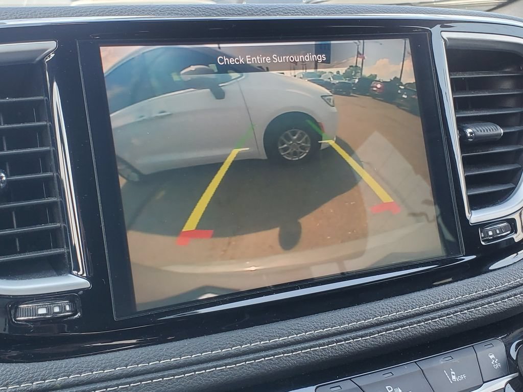 Used 2025 Chrysler Pacifica Limited FWD image 14