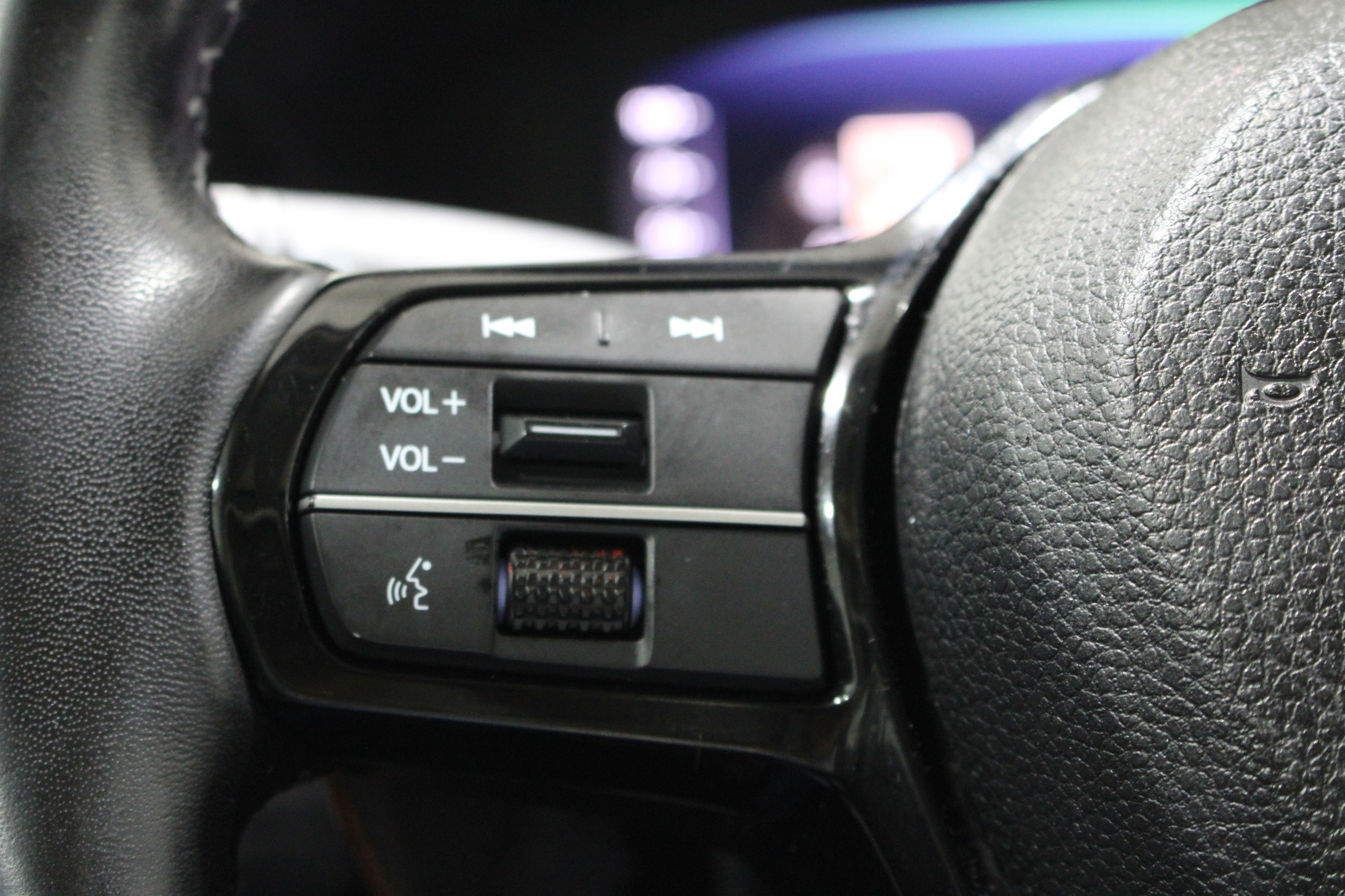 Used 2024 Honda Accord Touring image 11