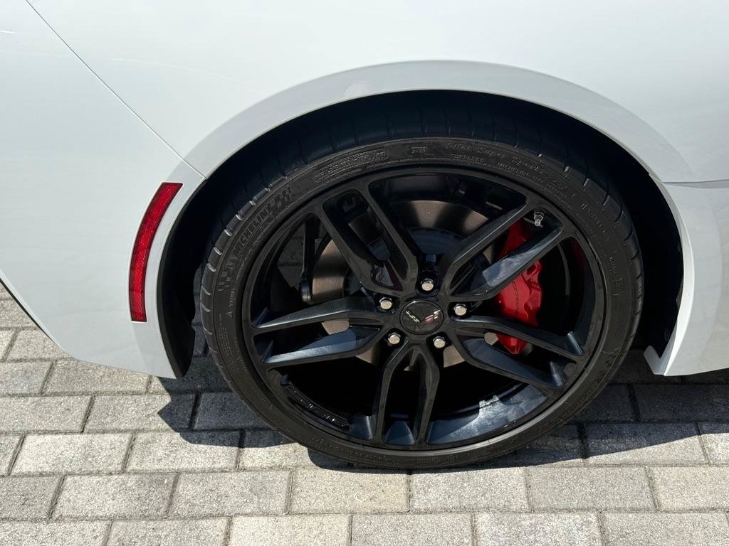 Used 2019 Chevrolet Corvette Stingray Coupe w/ Battery Protection Package RWD image 32