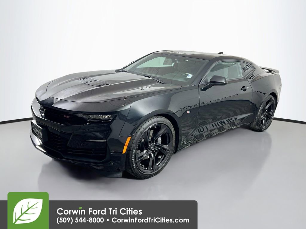 Used 2022 Chevrolet Camaro SS RWD image 5