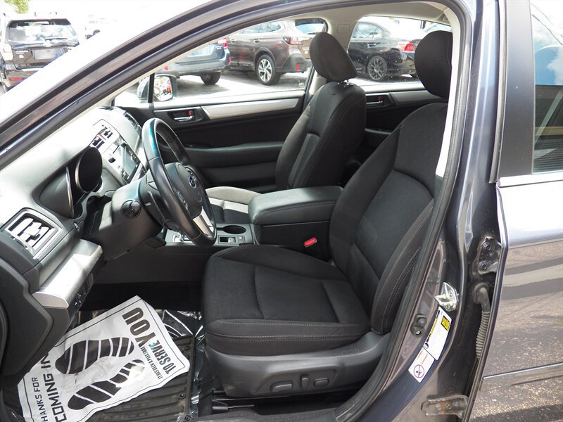 Used 2015 Subaru Legacy 2.5i Premium AWD/4WD image 6