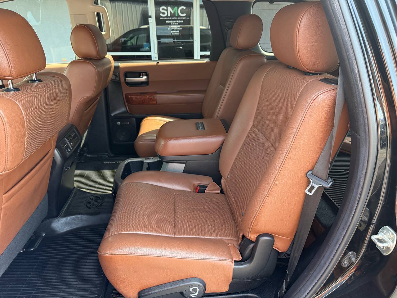 Used 2020 Toyota Sequoia Platinum AWD/4WD image 15