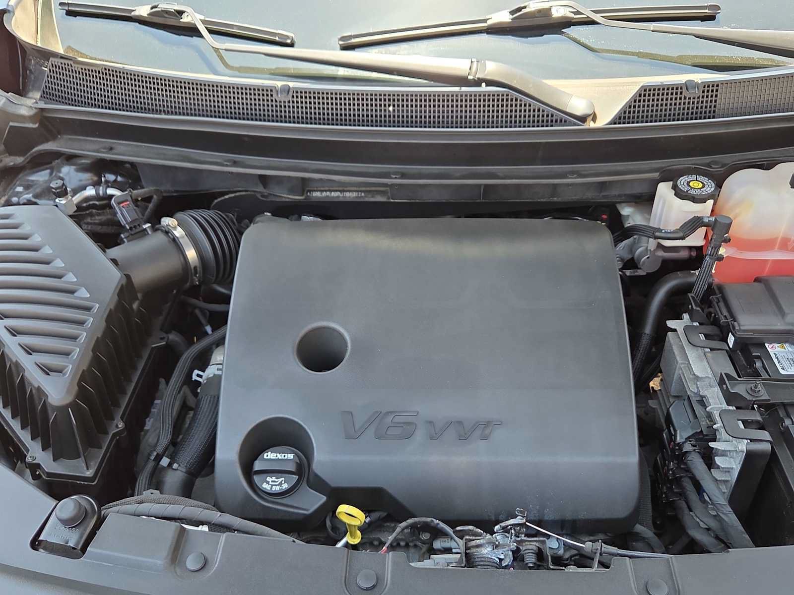 Used 2023 Chevrolet Traverse LT AWD/4WD image 13
