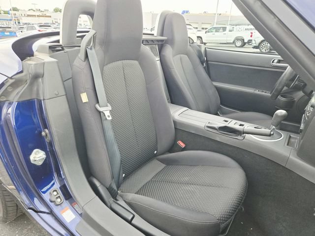 Used 2007 MAZDA MX-5 Miata Touring w/ Appearance Pkg RWD image 13