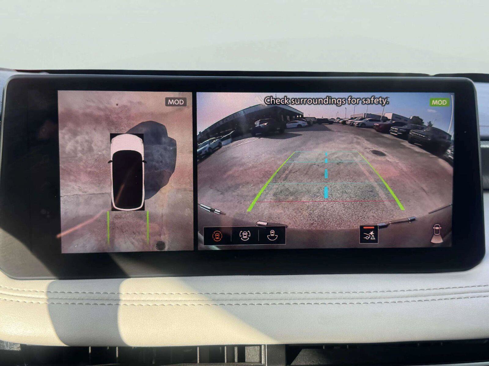 Used 2026 INFINITI QX60 Luxe AWD/4WD image 32