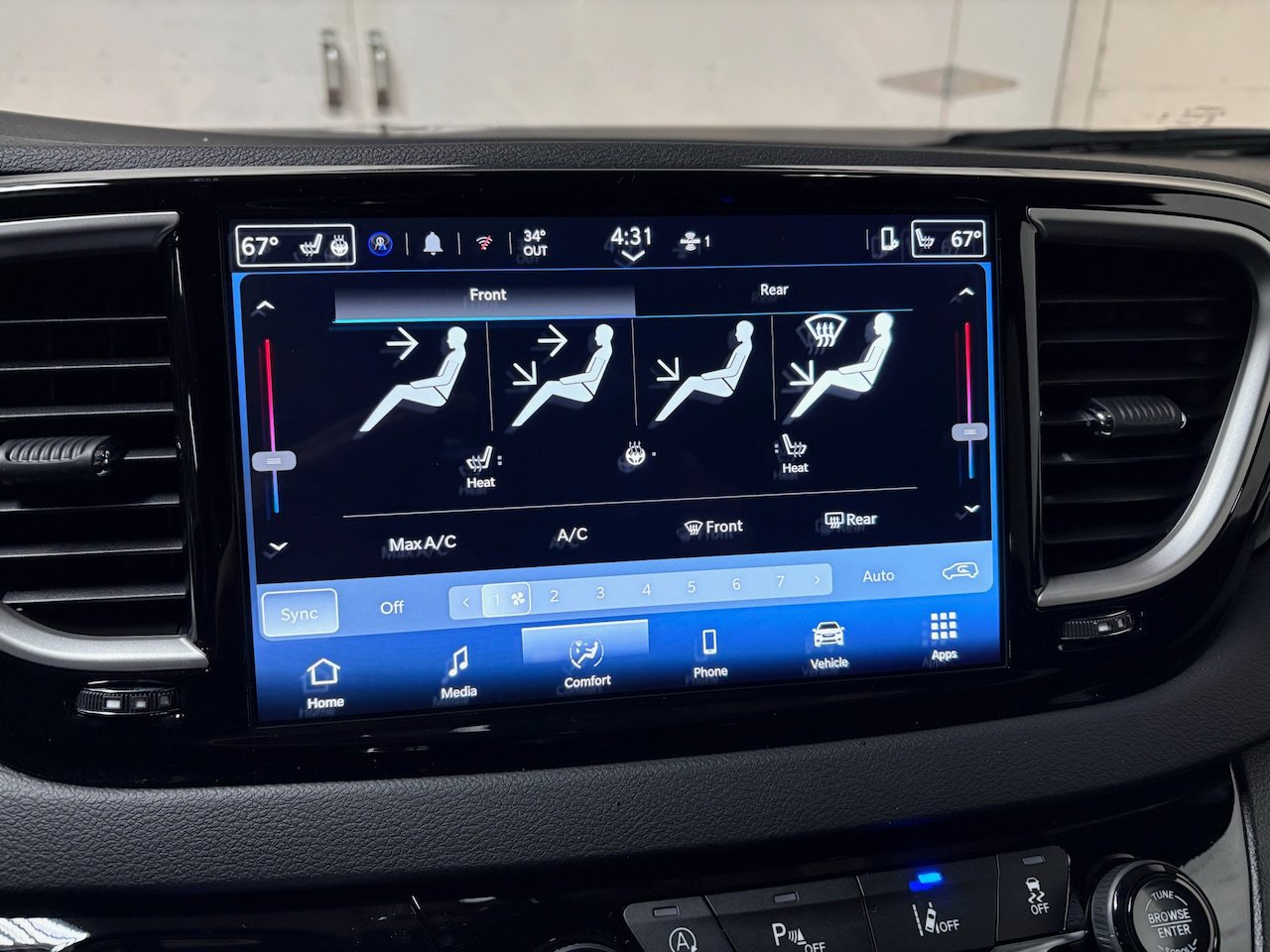 New 2026 Chrysler Voyager LX FWD image 20