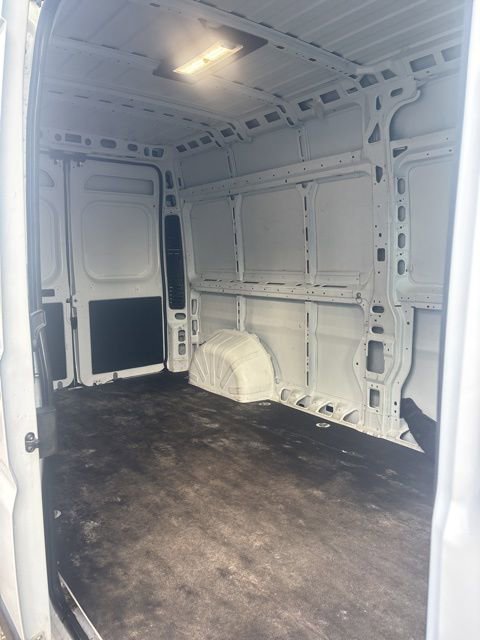 Used 2023 RAM ProMaster 2500 image 8