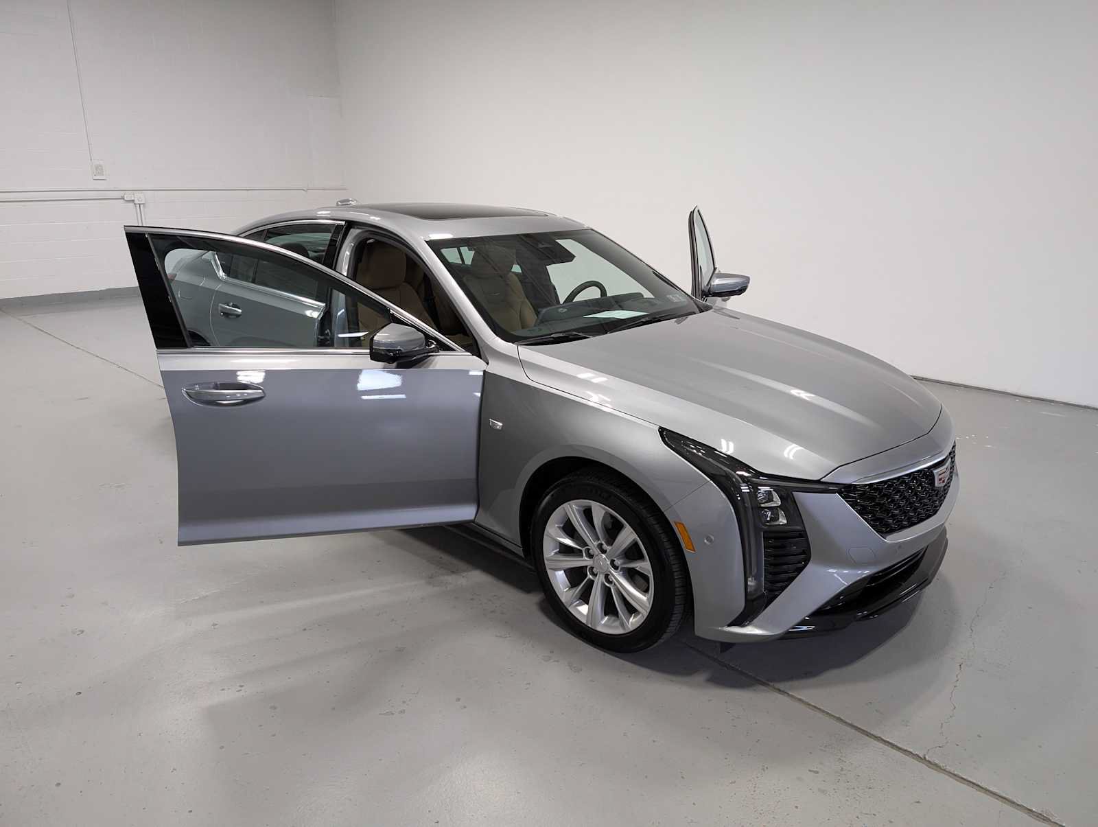 Certified 2025 Cadillac CT5 Premium Luxury w/ Technology Package AWD/4WD image 17