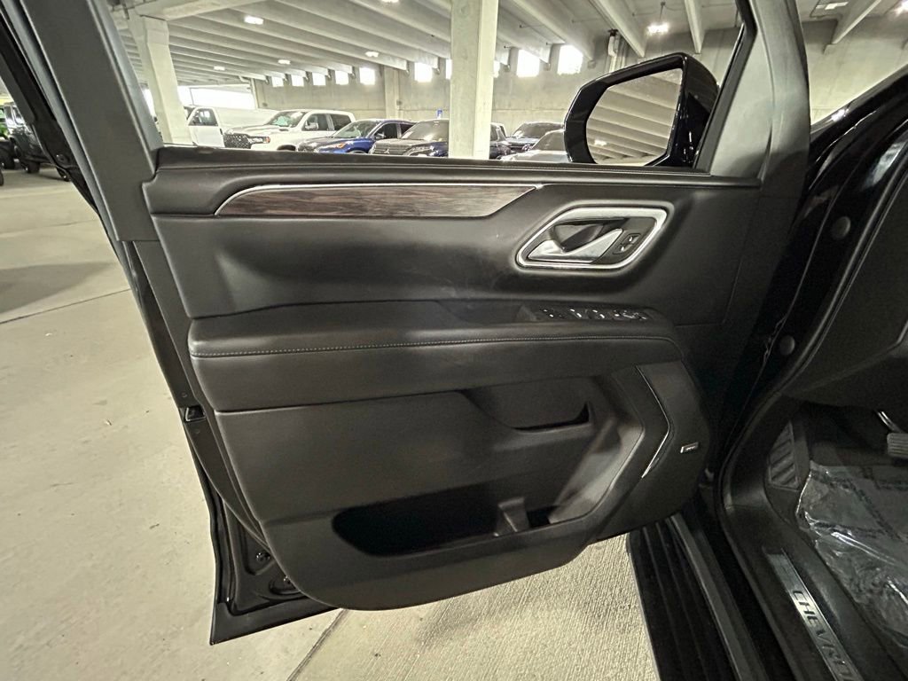 Used 2023 Chevrolet Tahoe LT image 40