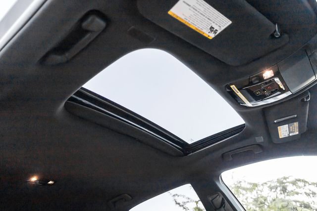 Used 2023 Lexus RX 350h image 13