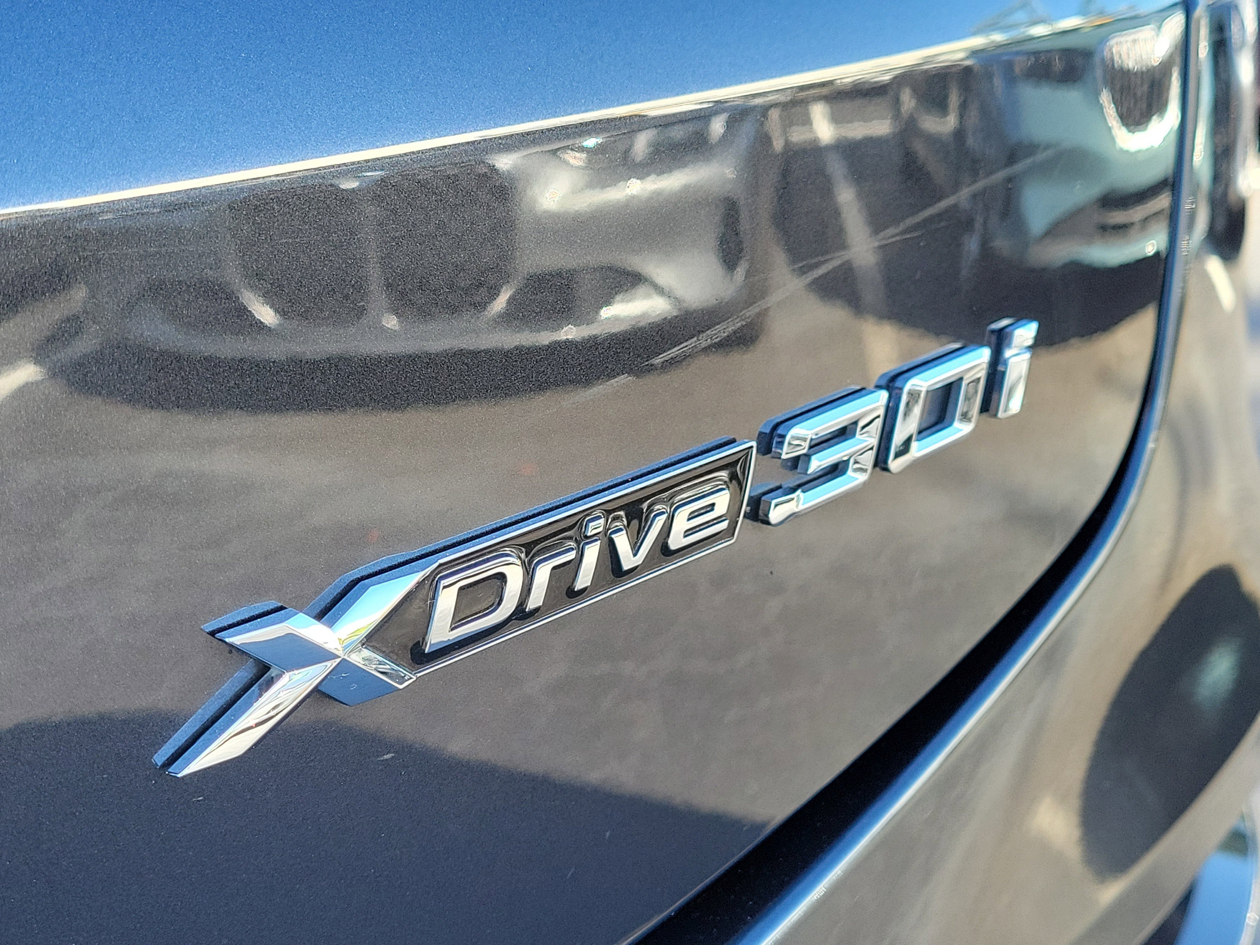 Used 2020 BMW X4 xDrive30i w/ Convenience Package image 5