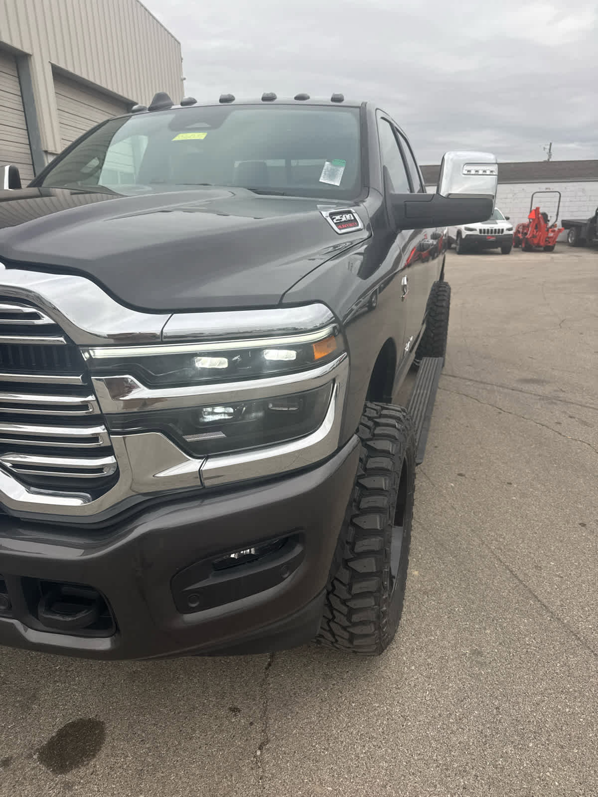 New 2025 RAM 2500 Laramie image 15