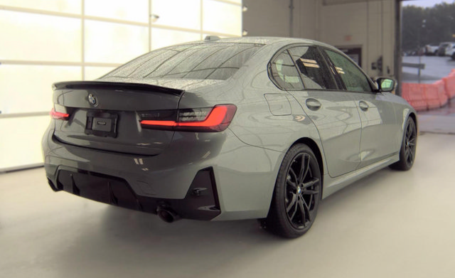 Used 2023 BMW 330i xDrive Sedan w/ M Sport Package AWD/4WD image 3