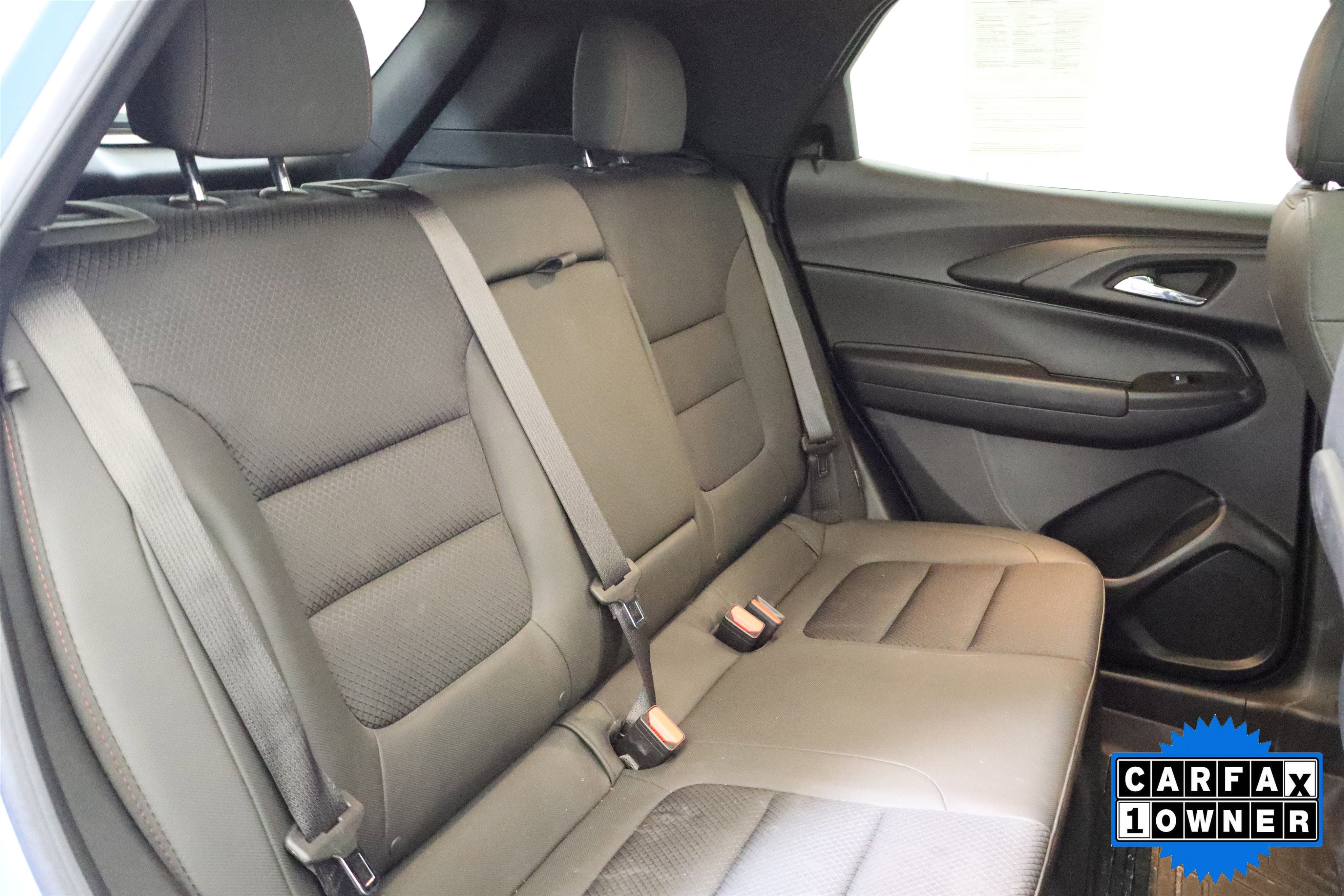 Used 2023 Chevrolet TrailBlazer RS w/ Sun and Liftgate Package FWD image 22