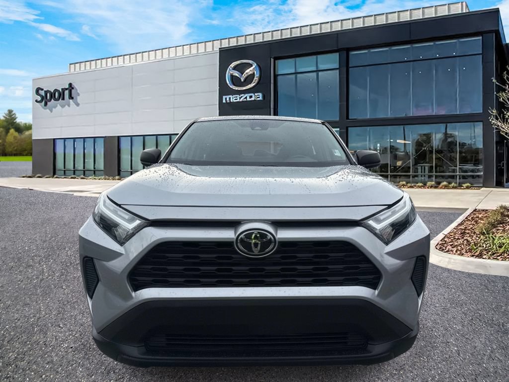 Used 2023 Toyota RAV4 LE FWD image 9